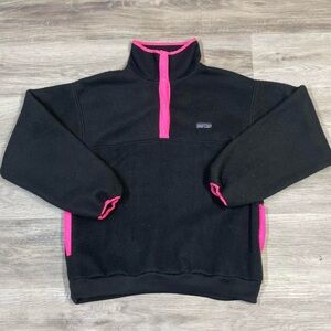 Black and Pink Women's artic zone Patagonia synchilla styled sweater sz M